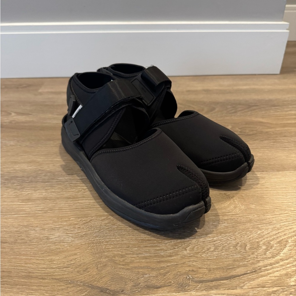 Suicoke Unbita-Ab Split Toe Sandals